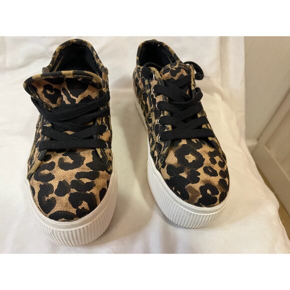 Steve Madden Leopard Platform Canvas Sneakers  Women’s Size 7M Like New (No Box) - Picture 1 of 10